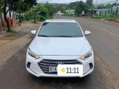 Bán ô tô Hyundai Elantra đời 2017 còn mới