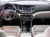 Cần bán gấp Hyundai Tucson 2.0 sản xuất năm 2016, nhập khẩu  