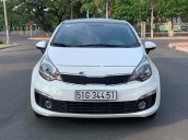 Bán Kia Rio đời 2017, màu trắng, xe nhập, xe gia đình