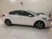 Bán xe Kia Cerato đời 2017, màu trắng chính chủ, giá tốt