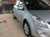 Cần bán lại xe Hyundai i20 sản xuất 2010, màu bạc, 295 triệu