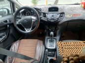 Cần bán lại xe Ford Fiesta đời 2015, màu trắng