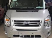 Ford Transit giảm giá sập sàn, chỉ cân trả trước 180tr, tặng bộ phụ kiện giá trị