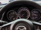 Bán nhanh với chiếc Mazda 6 2.0 Premium sản xuất 2019, màu đen, giá cực thấp