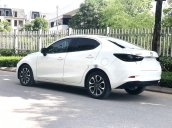 Bán Mazda 2 sản xuất năm 2015, màu trắng, nhập khẩu Thái