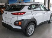 Cần bán Hyundai Kona năm 2020, màu trắng