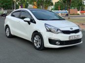 Bán Kia Rio đời 2017, màu trắng, xe nhập, xe gia đình