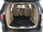 Cần bán xe Kia Sedona sản xuất năm 2020, màu đen