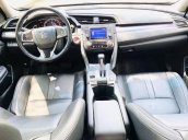 Cần bán gấp Honda Civic năm 2018, giá chỉ 695 triệu