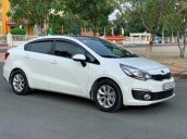 Bán Kia Rio đời 2017, màu trắng, xe nhập, xe gia đình