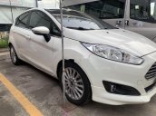 Cần bán lại xe Ford Fiesta đời 2015, màu trắng