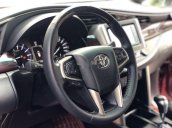 Bán lại xe Toyota Innova sản xuất năm 2018, màu đỏ, xe lướt