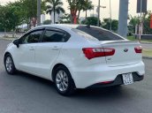 Bán Kia Rio đời 2017, màu trắng, xe nhập, xe gia đình