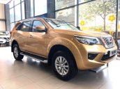 Xả kho xe Nissan Terra số sàn, máy dầu 2019, màu vàng ánh kim, giá siêu ưu đãi giảm 120 triệu chỉ còn 780 triệu