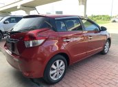 Cần bán lại chiếc xe Toyota Yaris G 2015, màu đỏ, giao xe nhanh