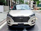 Cần bán gấp Hyundai Tucson 2.0 2019 còn mới 