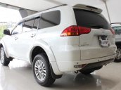 Bán Mitsubishi Pajero sản xuất năm 2014, màu trắng còn mới