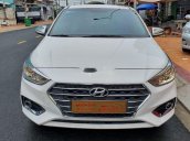 Bán Hyundai Accent sản xuất năm 2019 còn mới, giá tốt