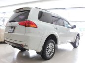 Bán Mitsubishi Pajero sản xuất năm 2014, màu trắng còn mới