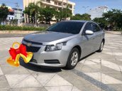 Cần bán xe Chevrolet Cruze 2010, màu bạc còn mới