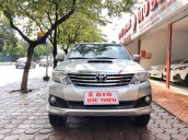 Cần bán xe Toyota Fortuner 2.5MT sản xuất năm 2014, màu bạc, giá cực thấp