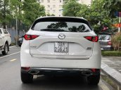 Cần bán gấp với giá ưu đãi chiếc Mazda CX5 Signature Pre 2.5AT, đời 2020, còn mới hoàn toàn