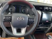 Bán xe Fortuner 2020 giá tốt -Tặng bảo hiểm vật chất -tặng 3 năm bảo dưỡng hãng - Hỗ trợ trước bạ 50% - Giảm giá ưu đãi