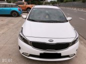 Bán xe Kia Cerato 1.6 MT, date 09/2018 màu trắng