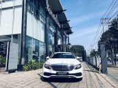 Cần bán Mercedes E200 đời 2019, màu trắng