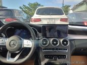 Bán Mercedes C300 đời 2019, màu xanh lam