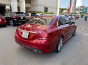 Cần bán xe Mercedes C300 AMG sản xuất năm 2017, màu đỏ, nhập khẩu nguyên chiếc chính chủ