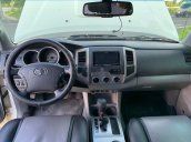 Cần bán lại xe Toyota Tacoma 2010, màu trắng, nhập khẩu, giá 855tr