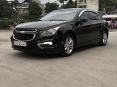 Cần bán xe Chevrolet Cruze LT sản xuất 2017, màu đen, giá 348tr