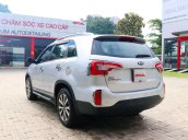 Bán Kia Sorento 2015, màu bạc, chính chủ, giá tốt