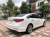 Cần bán Hyundai Sonata sản xuất năm 2016, màu trắng, nhập khẩu