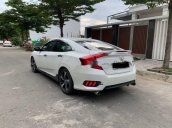 Cần bán xe Honda Civic năm 2017, màu trắng, nhập khẩu nguyên chiếc giá cạnh tranh