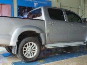 Bán Toyota Hilux năm sản xuất 2014, màu bạc, xe nhập 