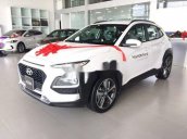 Bán xe Hyundai Kona sản xuất 2020, màu trắng, 614 triệu