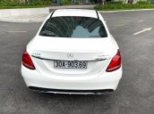 Bán Mercedes C250 AMG 2015 màu trắng nội thất đỏ Cherry, Option: Loa bum, cửa nóc, nước hoa