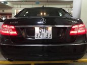 Bán xe Mercedes E250 năm sản xuất 2009, màu đen chính chủ