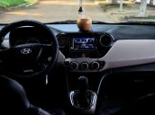 Cần bán Hyundai Grand i10 đời 2014, màu trắng, nhập khẩu 