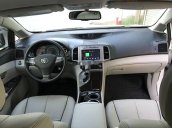 Bán Toyota Venza đời 2009, màu trắng, nhập khẩu nguyên chiếc