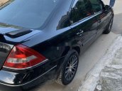 Cần bán lại xe Ford Mondeo đời 2004, màu đen, nhập khẩu nguyên chiếc