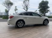 Cần bán xe Chevrolet Cruze năm 2016 còn mới giá cạnh tranh