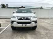 Cần bán Toyota Fortuner 2.4G 4x2 AT năm sản xuất 2020, màu trắng