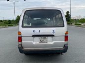 Bán Toyota Hiace sản xuất năm 2002 còn mới