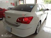 Cần bán lại xe Chevrolet Cruze 1.8AT đời 2017, màu trắng còn mới 