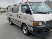 Bán Toyota Hiace sản xuất năm 2002 còn mới