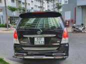 Bán Toyota Innova năm 2010 xe gia đình