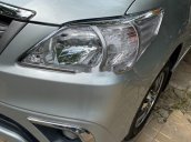 Cần bán gấp Toyota Innova 2015 còn mới, giá 450tr